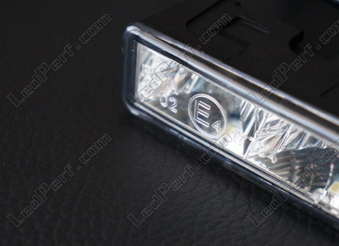 Tagfahrlichter LED genehmigt E4 - 400cd - Mit Automatikbox
