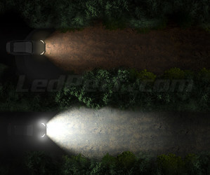 Vergleich des Lichtstrahls von LED-Lampen H4 Osram XTR mit dem der ursprünglichen Lampen