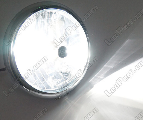 Lampe HB4 LED Motorrad einstellbar - Beleuchtung Weiß pur