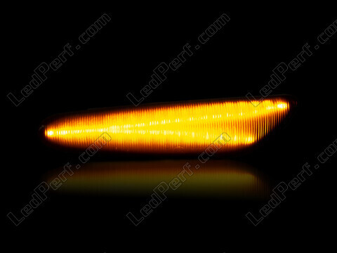 Maximale Beleuchtung der dynamischen LED-Seitenblinker für BMW Serie 1 (E81 E82 E87 E88)