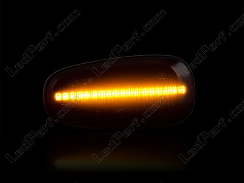 Maximale Beleuchtung der dynamischen LED-Seitenblinker für Opel Astra G