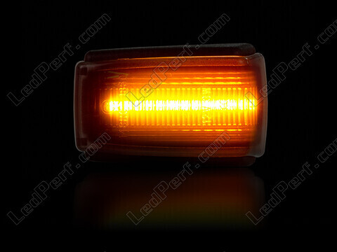 Maximale Beleuchtung der dynamischen LED-Seitenblinker für Volvo S40