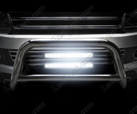 Nahaufnahme LED-Light-Bar Osram LEDriving® LIGHTBAR SX300-CB Beleuchtung