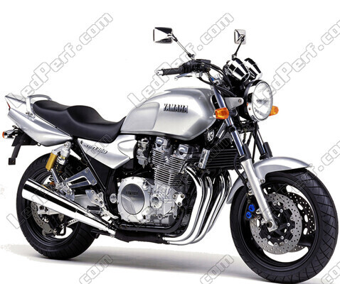 Motorrad Yamaha XJR 1300 (MK1) (1999 - 2001)