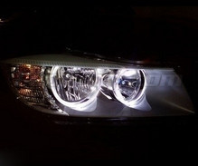 Pack Angel-Eyes mit LEDs für BMW Serie 3 (E90 - E91) Phase 2 (LCI) - Ohne Original-Xenon