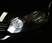 Tagfahrlicht- und Fernlicht-Paket H15 mit Xenon-Effekt für Volkswagen Jetta 6